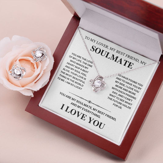 To My Beautiful Soulmate - Love Of My Life - Valentine's Day Love Knot Necklace